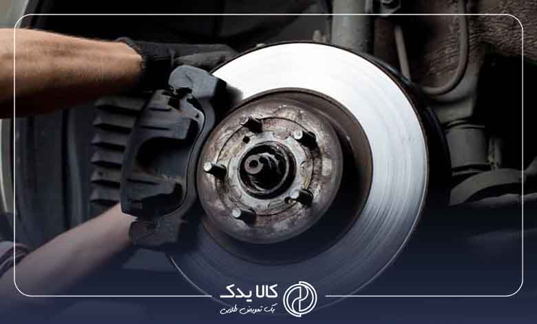 بهترین زمان تعویض لنت ترمز ماشین چه موقع است؟